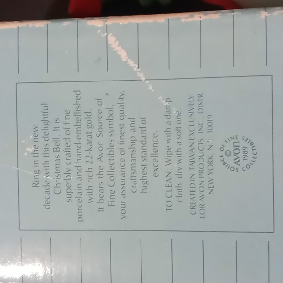 NEW AVON 1989 PORCELAIN CHRISTMAS BELL - Picture 7 of 11
